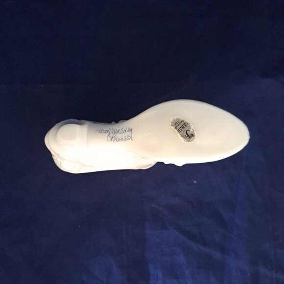 Fenton Cabbage Rose Slipper Shoe White Milk Glass Hand-Painted Signed Decorative - Picture 9 of 14